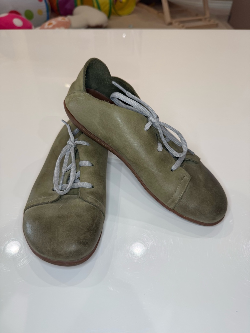 Women's Casual Olive Leather Lace-Up Shoes
